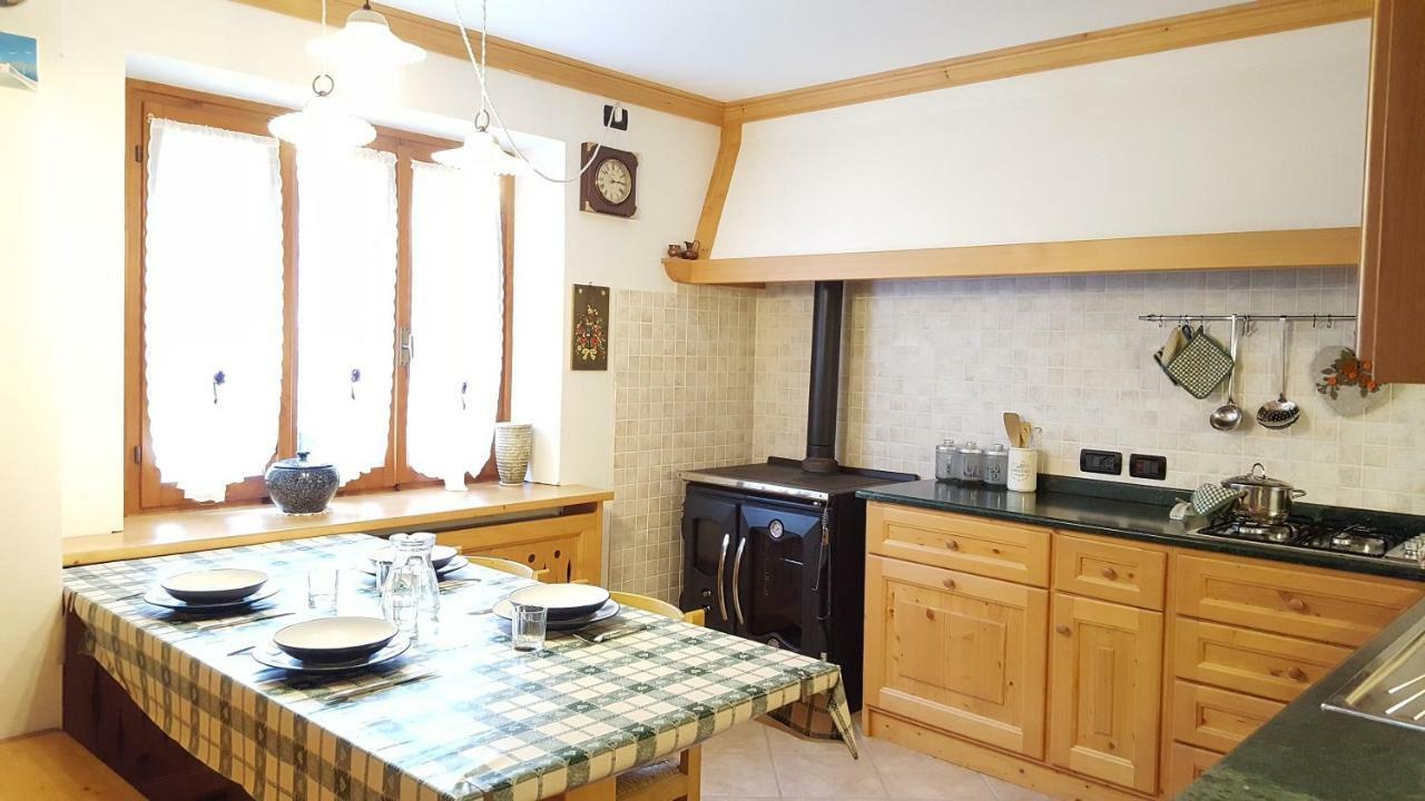 Casa Rossi Διαμέρισμα Le Grazie  Εξωτερικό φωτογραφία