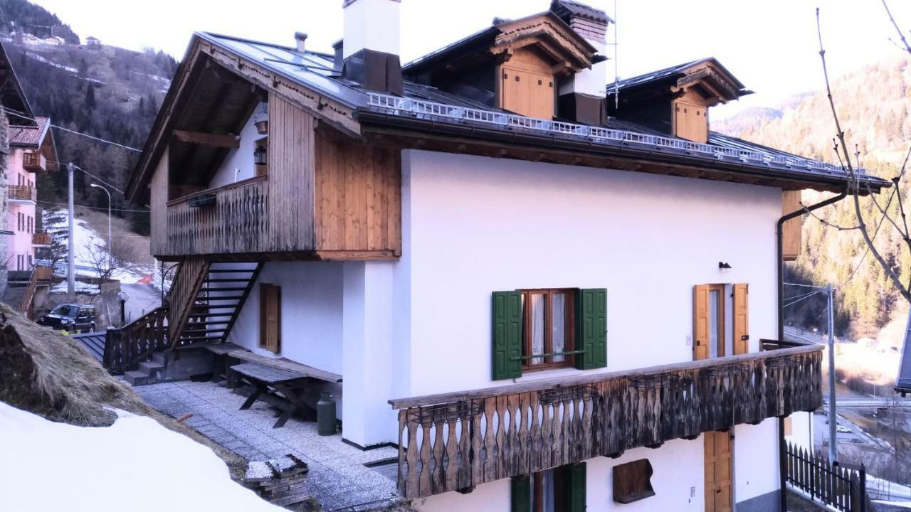 Casa Rossi Διαμέρισμα Le Grazie  Εξωτερικό φωτογραφία